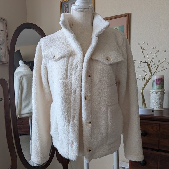 *SOLD* Grace & Lace fleece cream white jacket - Picture 1 of 3